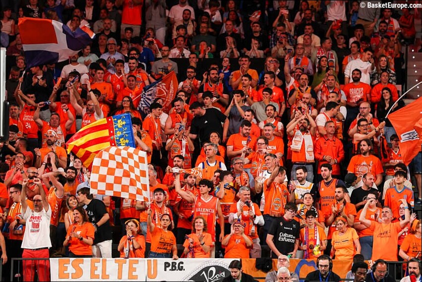 Roig Arena de Valence : Un succès populaire