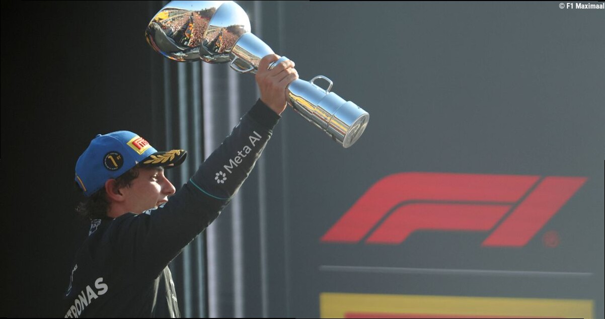 Italië hoopt op hulp van hogerop: "God moet Kimi naar Ferrari brengen"