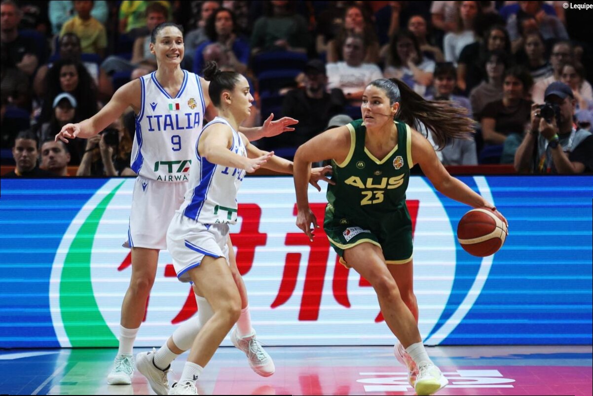 Malgré une grosse frayeur, l'Australie bat l'Italie pour rejoindre l'Espagne en quarts de finale de la Coupe du monde