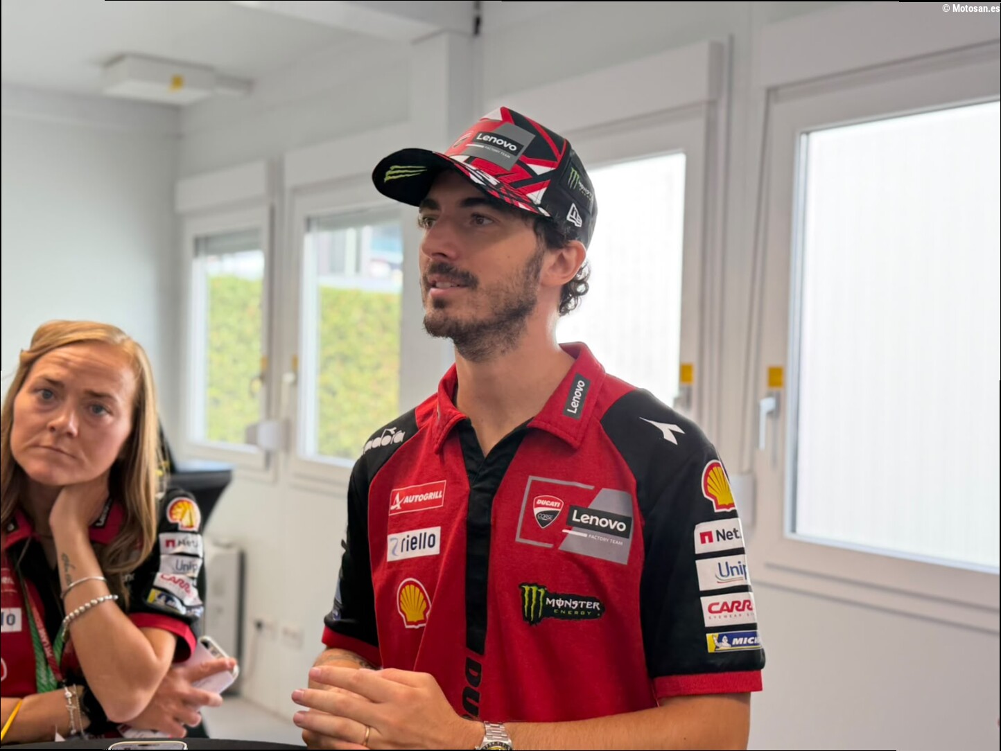 Bagnaia: «Somos cuatro GP26; si fuéramos cuatro GP24, estaríamos los cuatro primeros en el campeonato»