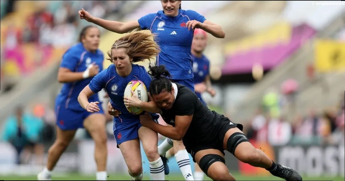 Deux débutantes, plusieurs cadres et beaucoup de vitesse : ce que prépare le XV de France féminin face aux Black Ferns
