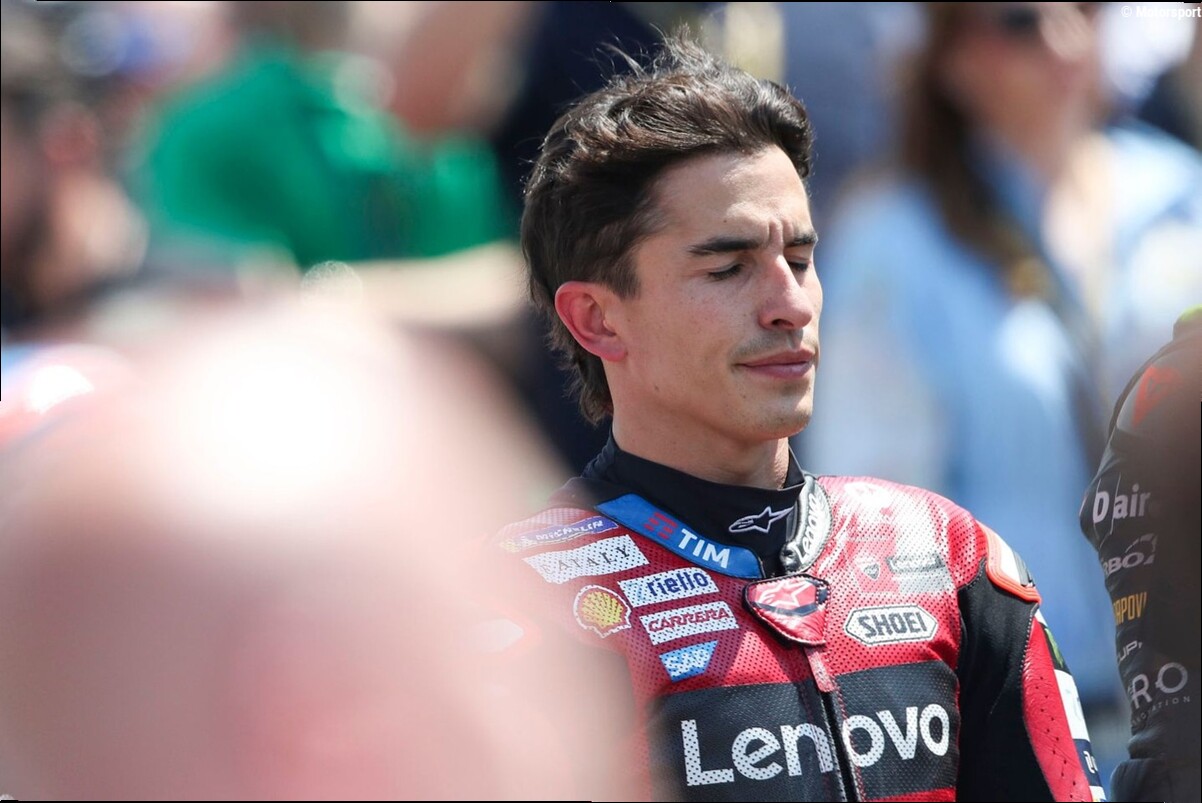 Pourquoi Márquez a montré son bras : "La meilleure façon de mettre fin aux questions"