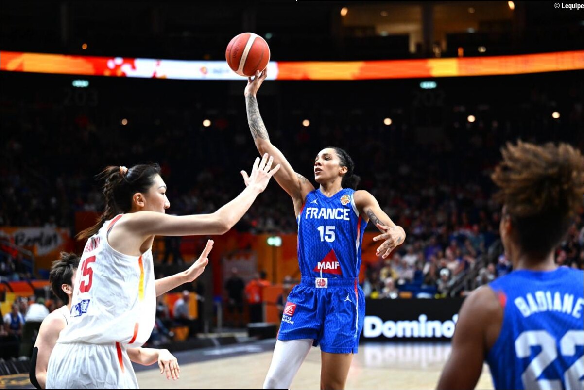 Leader incontestée, la capitaine de l'équipe de France Gabby Williams vise l'or dans la compétition : « Elle est au top et el