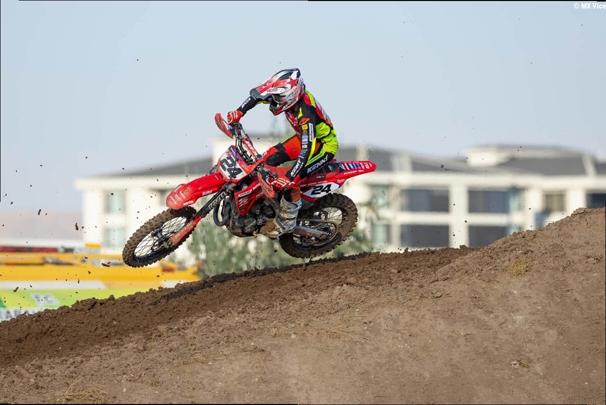 Kevin Horgmo Suffers Wrist Injury During MXGP of China