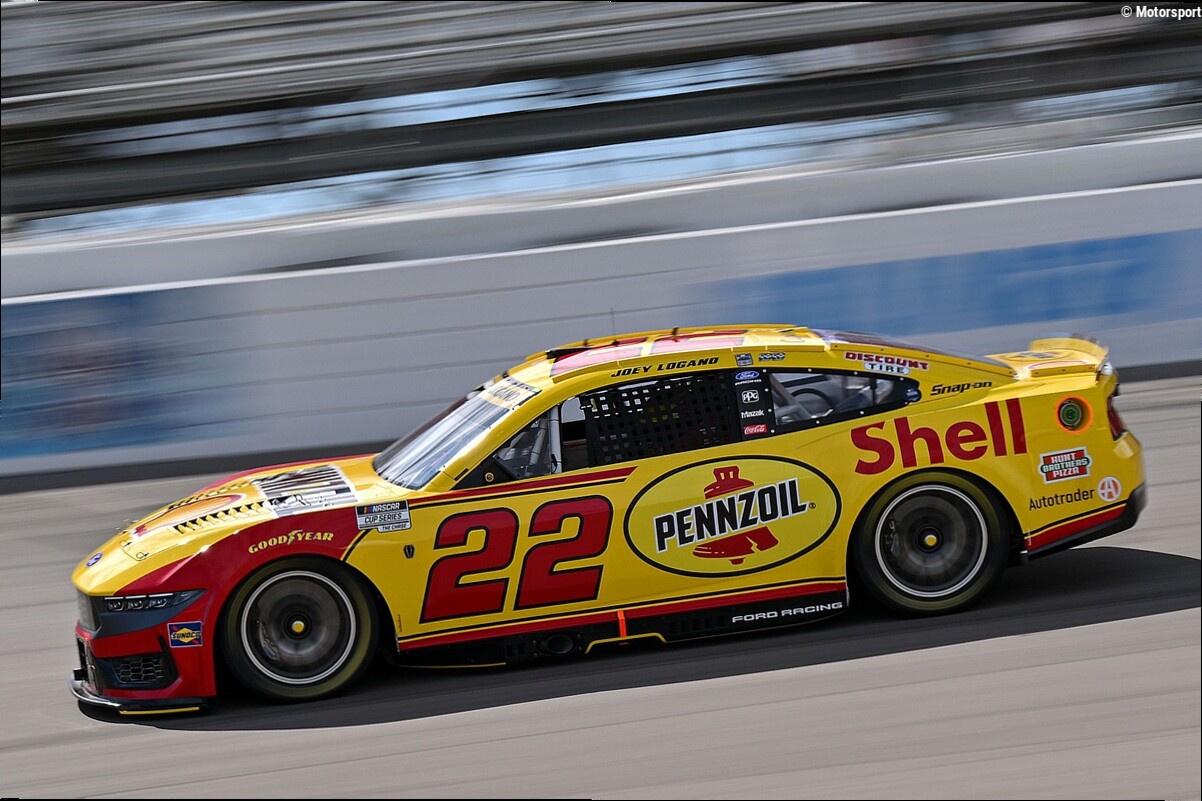 NASCAR Cup Gateway starting lineup: Joey Logano stuns with huge pole lap