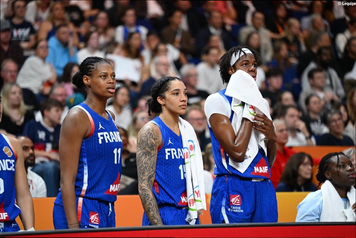 Valériane Ayayi après la défaite des Bleues face aux États-Unis en finale de la Coupe du monde : « Il faut encore qu'on grand