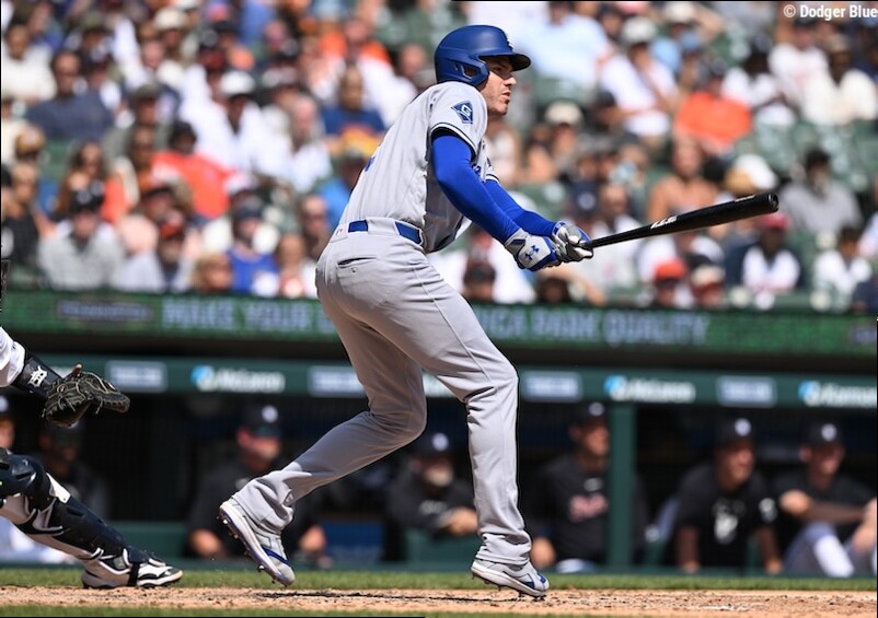 Freddie Freeman's Right Knee Injury Much Improved After Two-Game Break