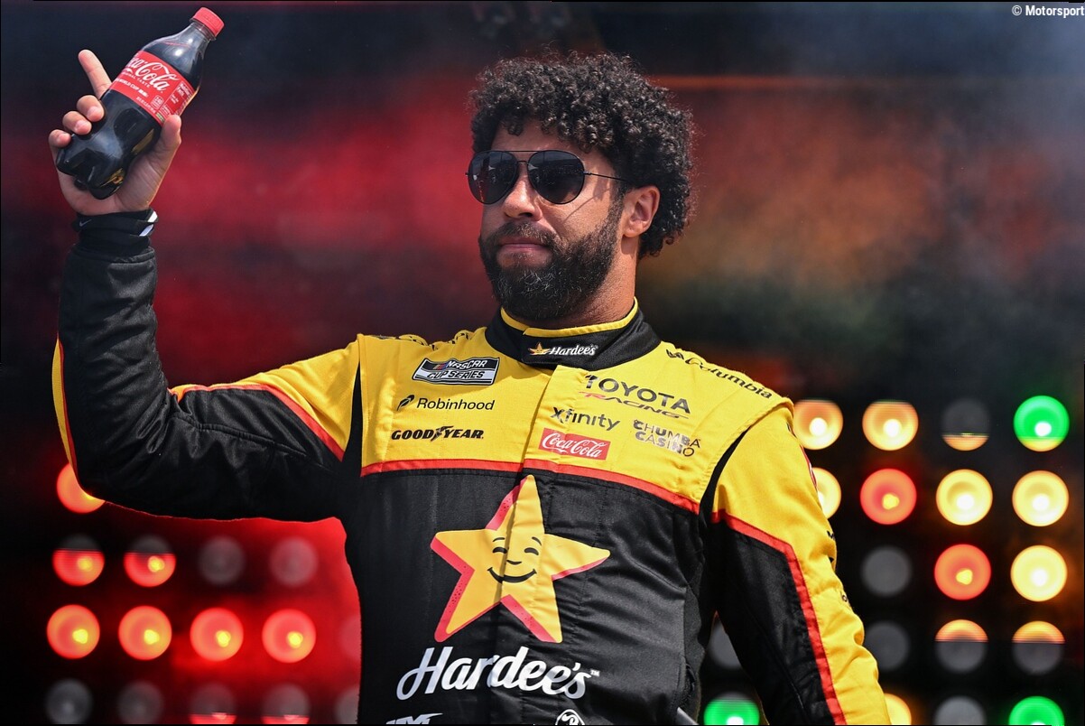Bubba Wallace reacts to 'embarrassing' Gateway Cup race: "Everybody hit everything"
