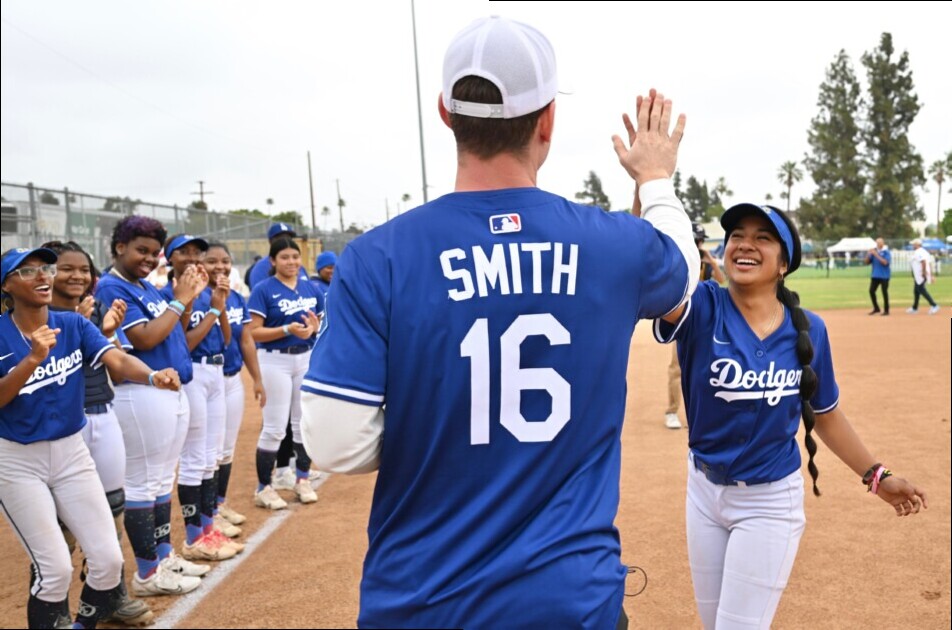 Will Smith Named Dodgers' 2026 Roberto Clemente Award Nominee