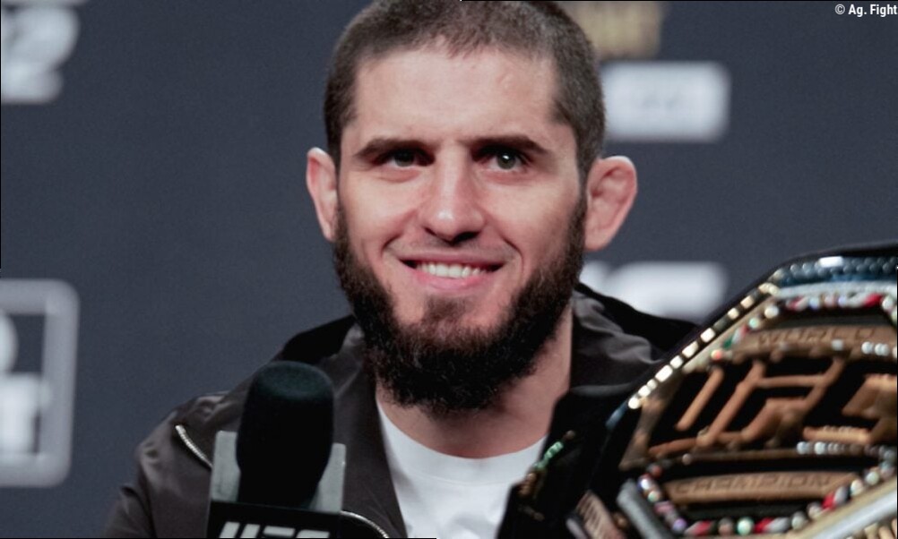 Makhachev elogia Carlos Prates e surpreende ao prever sucessor nos meio-médios