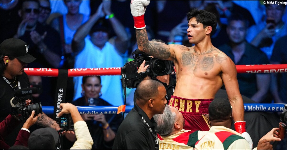 Morning Report | Ryan Garcia was 'disappointed' Oscar De La Hoya didn't show up for his fight with Conor Benn