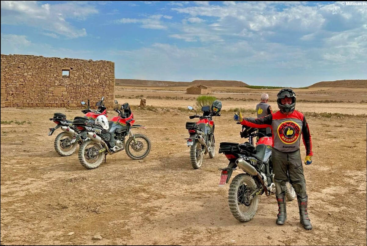 Esta marca española pone rumbo a Marruecos con cuatro motos para afrontar un exigente reto de resistencia