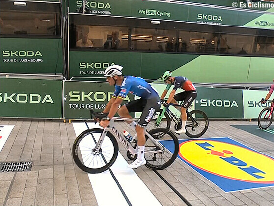Mathieu van der Poel gana la primera etapa y se viste de lÃ­der del Tour de Luxemburgo
