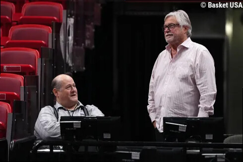 Après neuf ans, Larry Tanenbaum passe le relais à Micky Arison