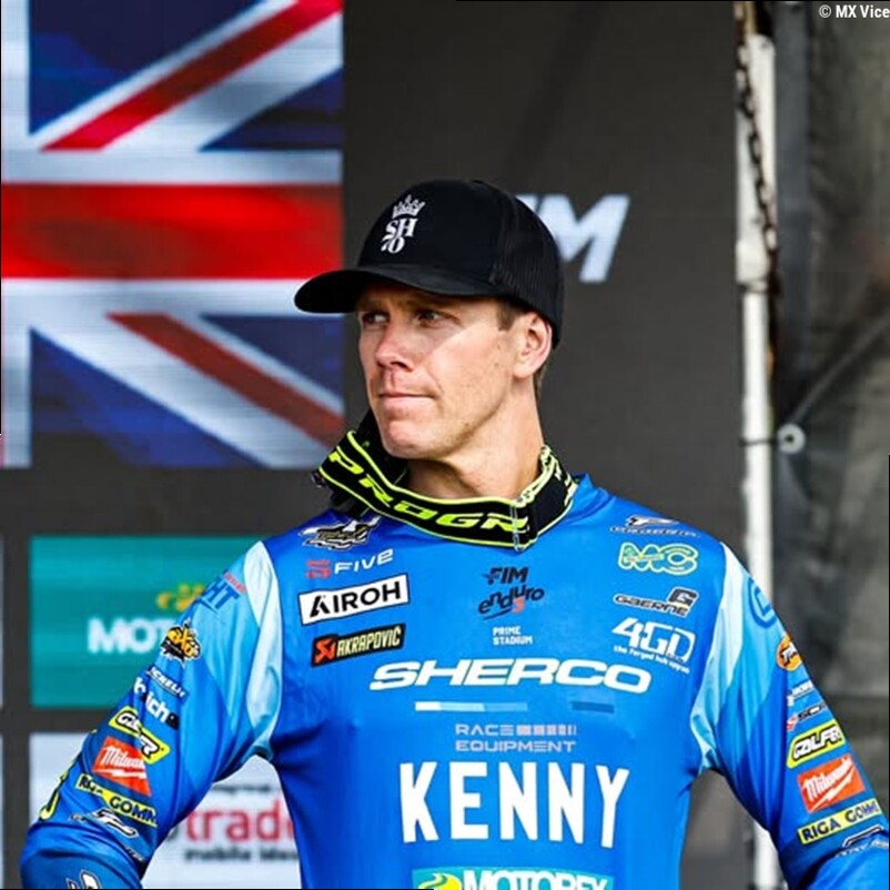 Wrist Surgery Brings Steve Holcombe's Season to an Early End
