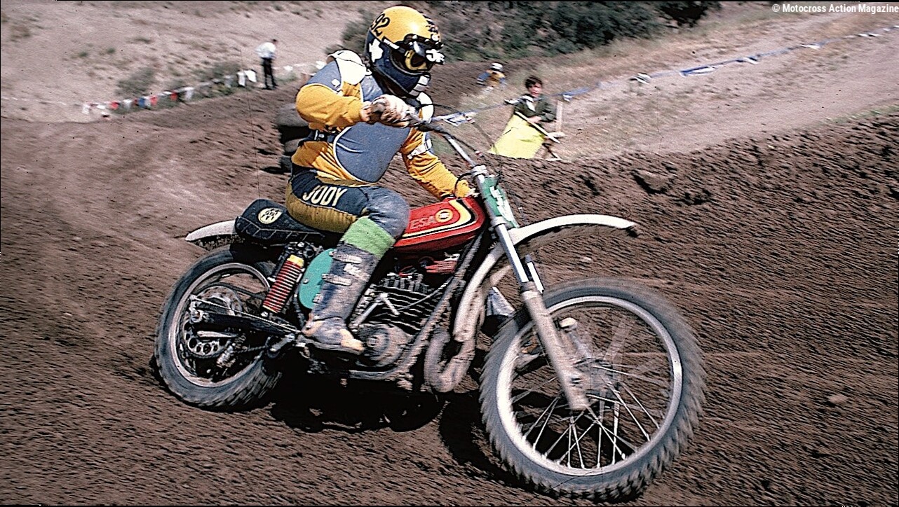 JODY'S RACING SCRAPBOOK: THESE SNAPSHOTS COULD BE YOURS