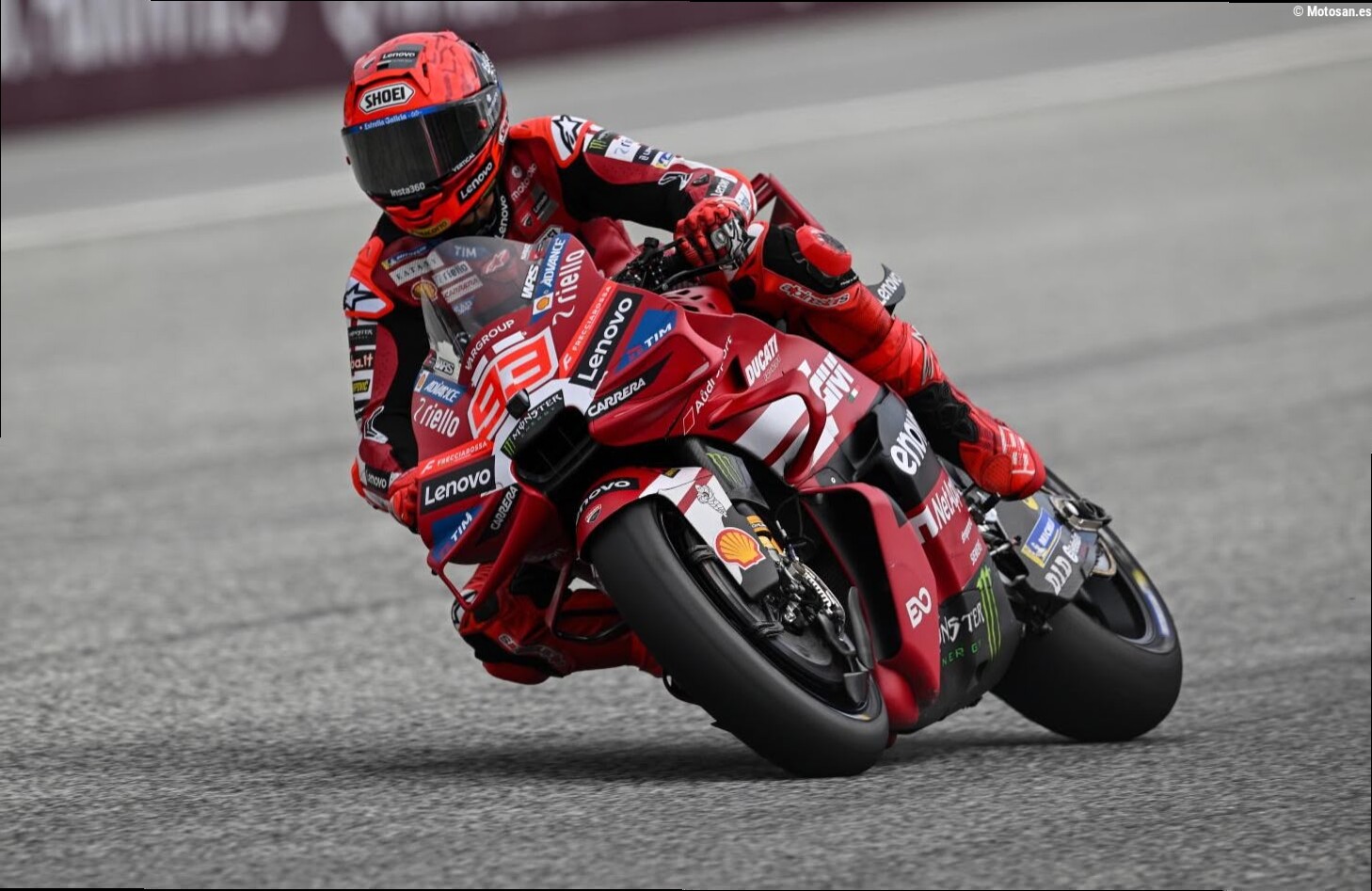 Marc Márquez le mete presión a Acosta: «No lo descarto para el Mundial»