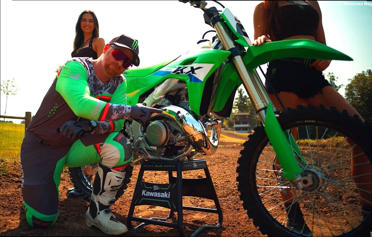 Vidéo : la KX327 sur la piste d'Ironman aux mains de Ryan Villopoto