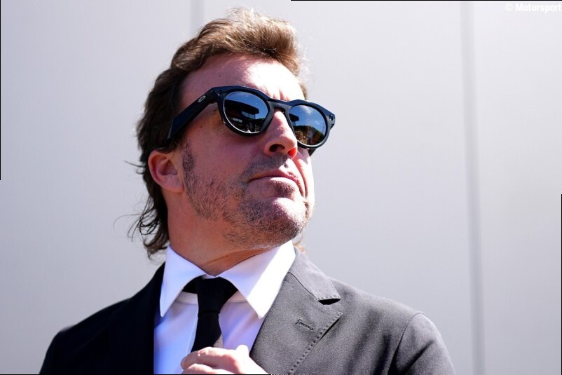 Formel-1-Pilot Fernando Alonso gönnt sich verchromten Bugatti Veyron