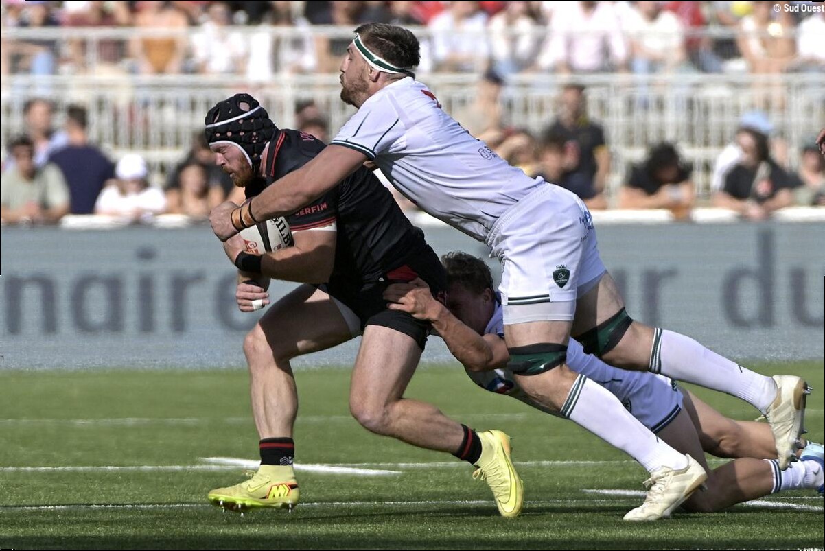 TOP 14. 26-5 après l'expulsion de Baptiste Pesenti... Le rouge qui tache pour la Section Paloise à Lyon