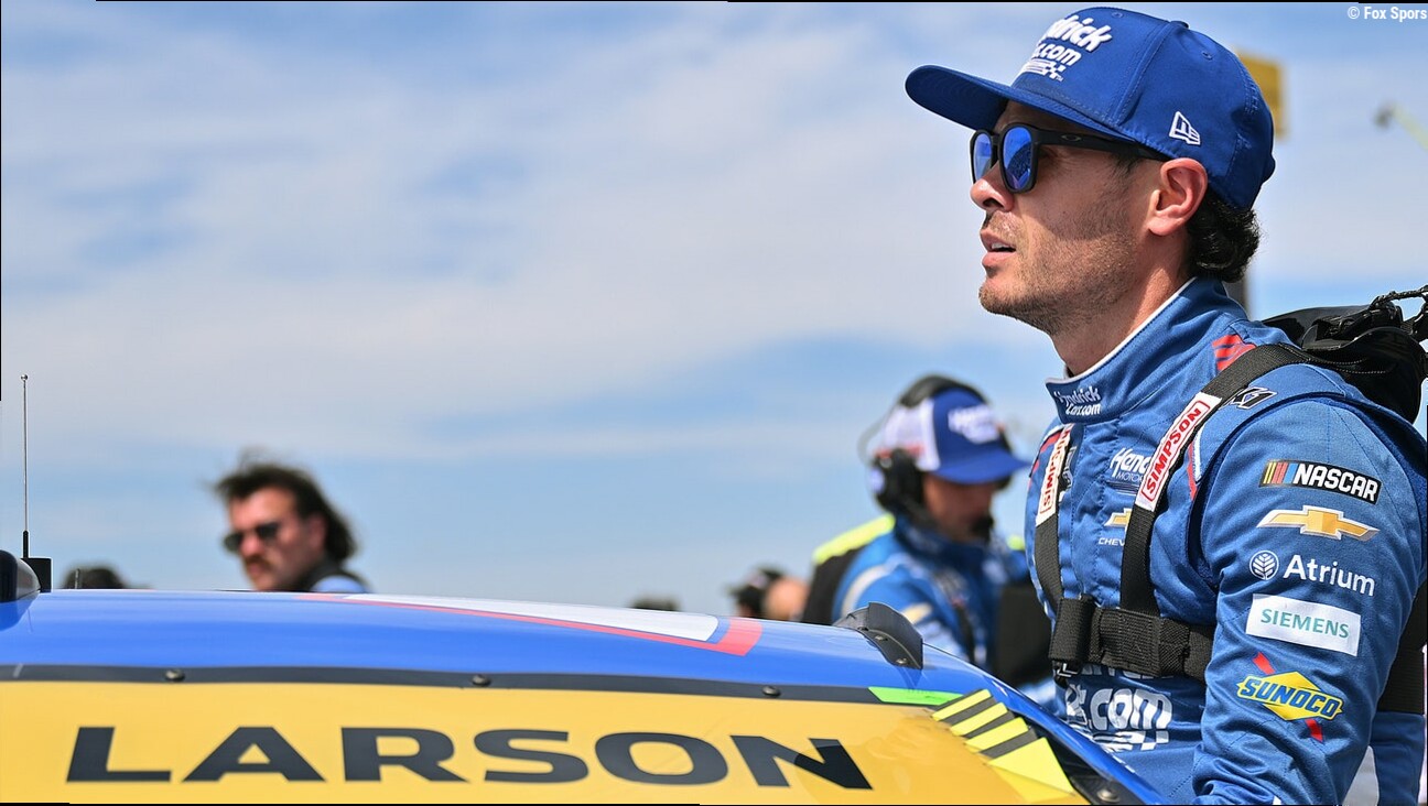 2026 NASCAR Chase Odds: Pole-sitter Kyle Larson Favored For Bristol Night Race