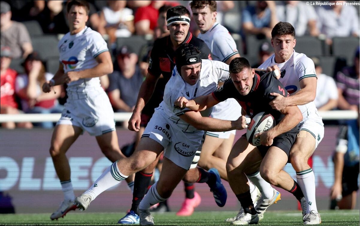 Rugby - Top 14 : la Section Paloise a résisté aux vagues du LOU avant de s'y noyer