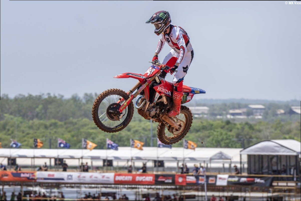 Herlings wins first MXGP race in Australia
