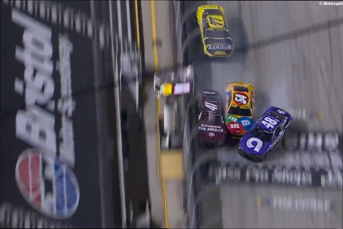 Alex Bowman embarrassed by awkward Bristol crash, admits he didn't know who the leader was