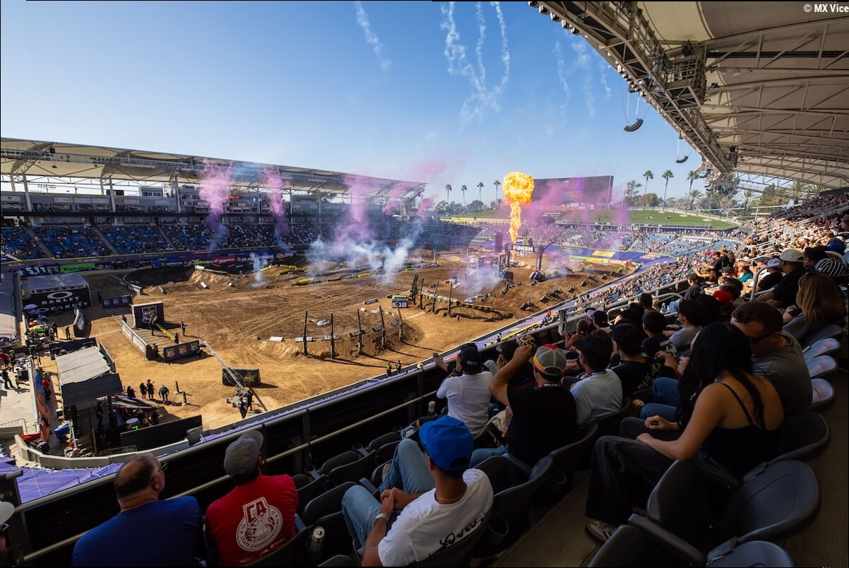Prado and Beaumer win SMX in Los Angeles