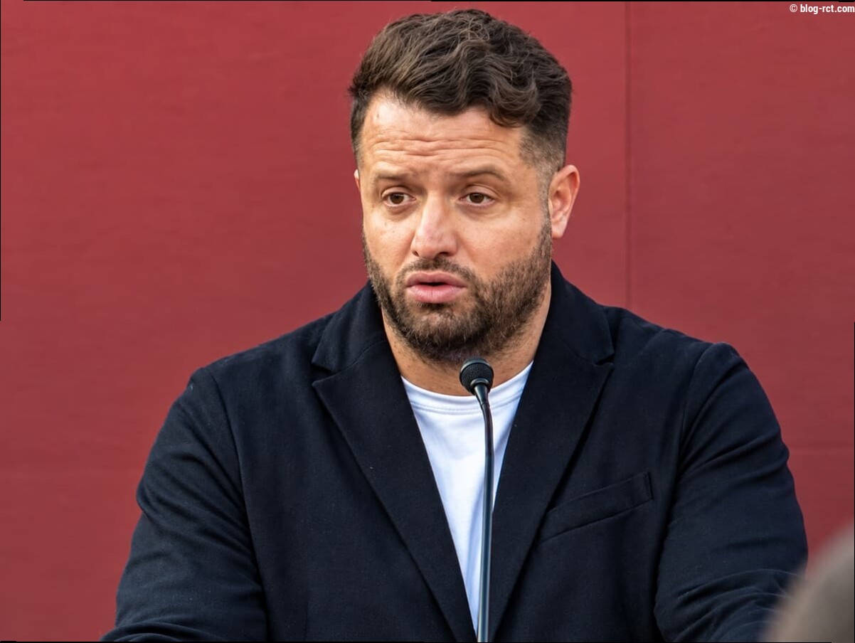 « L'arbitre a cherché quelque chose à siffler » : Jean-Baptiste Aldigé pète un câble après la défaite de Nice