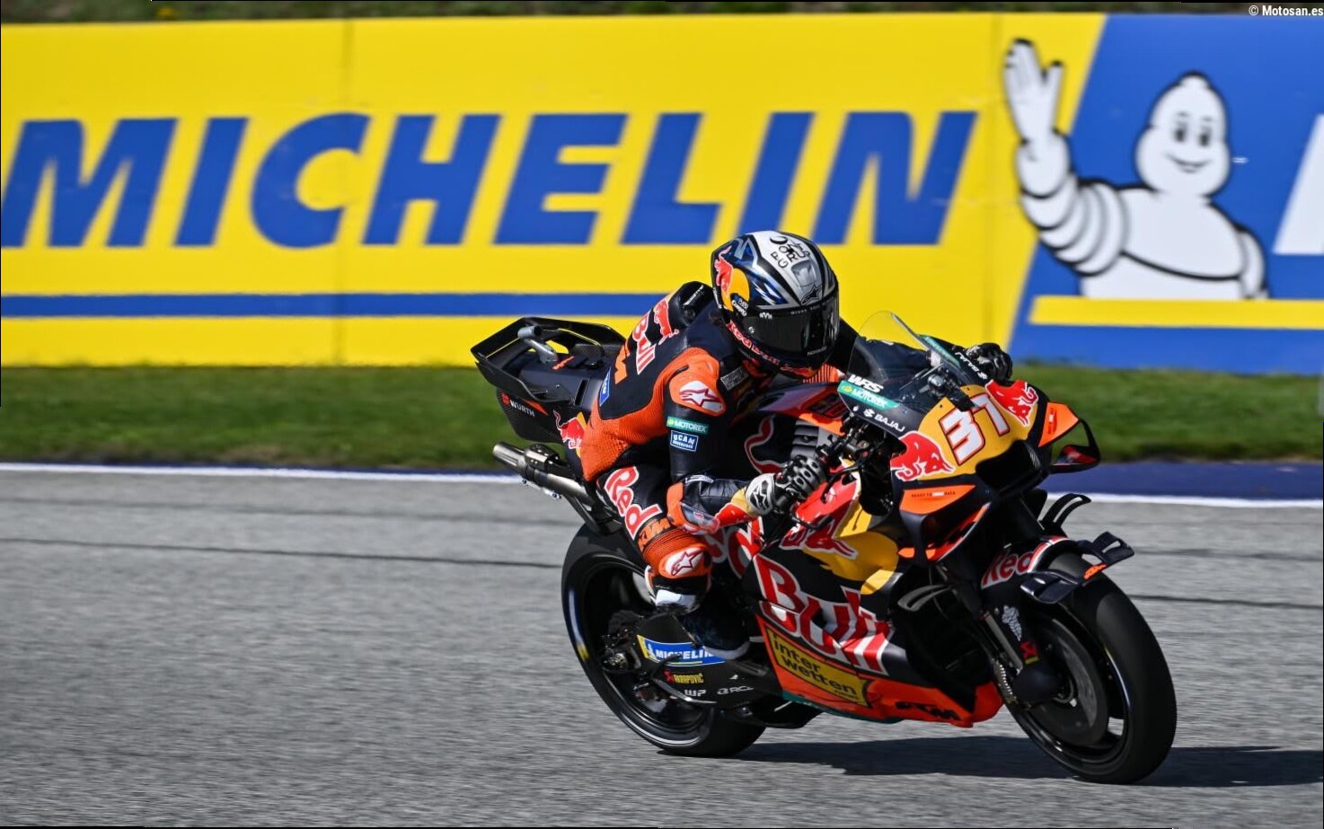 Lorenzo: «Sólo los extraterrestres ganan con inferioridad mecánica, como Acosta, Márquez con Honda o Stoner con Ducati»
