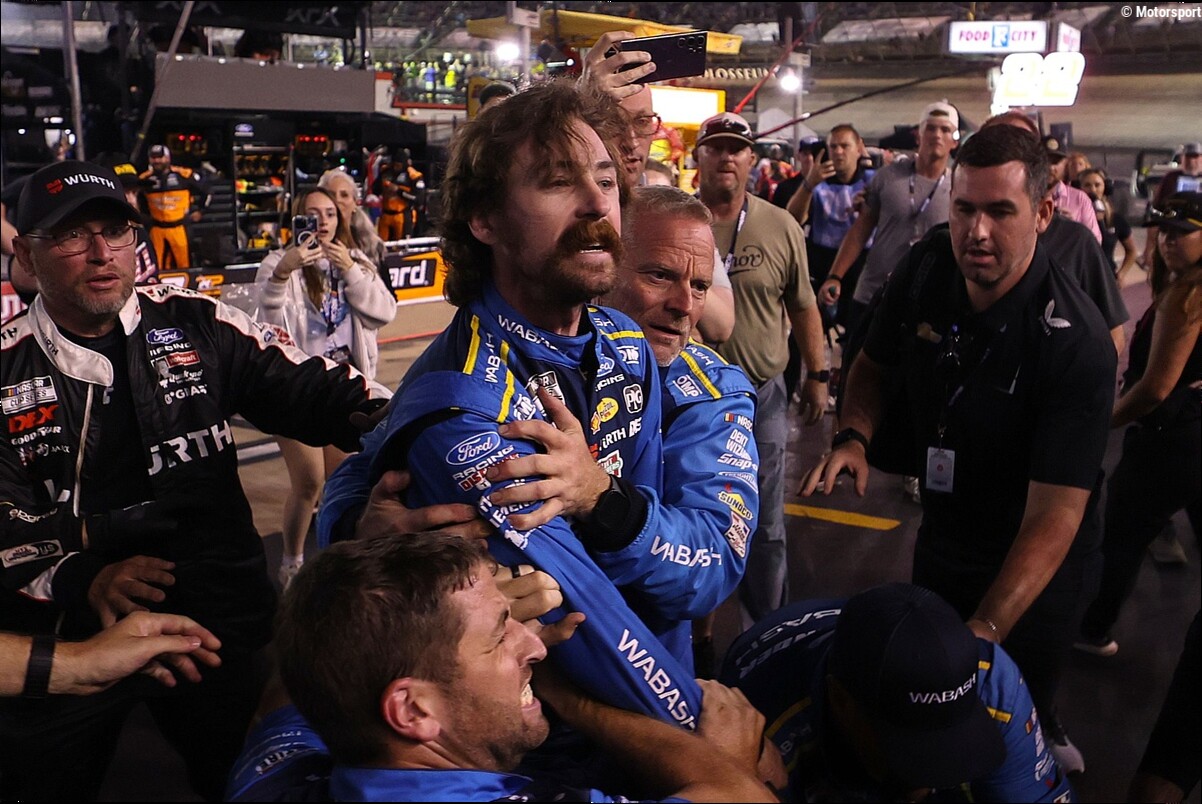 Winners and losers from NASCAR's instant classic at Bristol