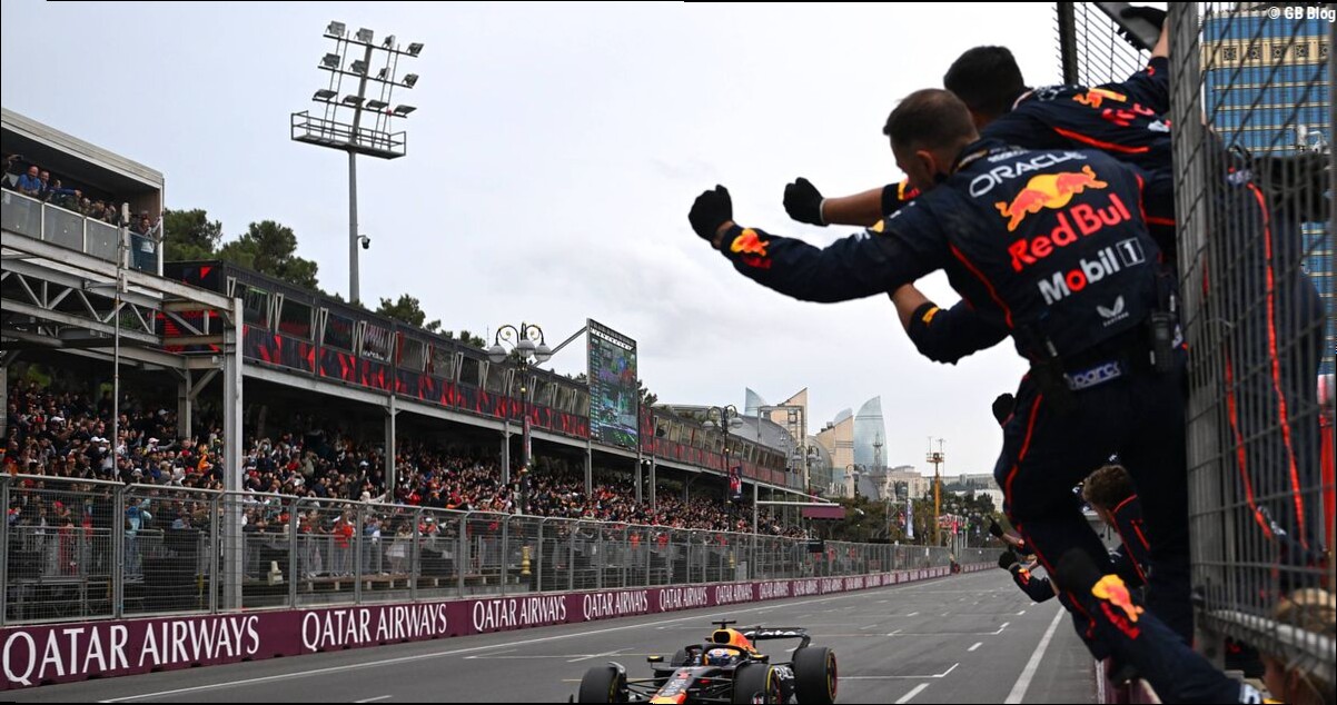 Verstappen wacht in Baku groot 'batterijprobleem': tijdverlies van drie seconden