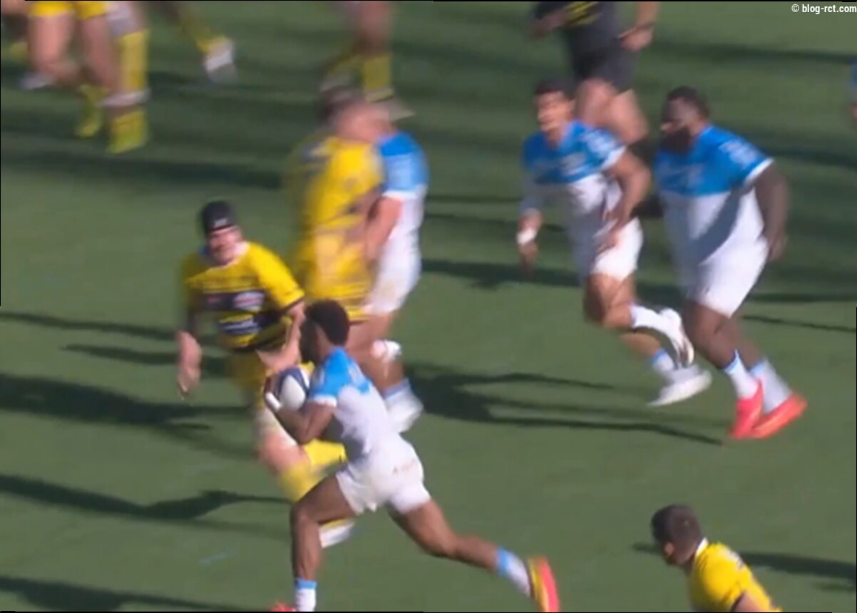 VIDEO – Le terrible plaquage de Marcos Kremer qui lui a valu un carton rouge contre Bayonne