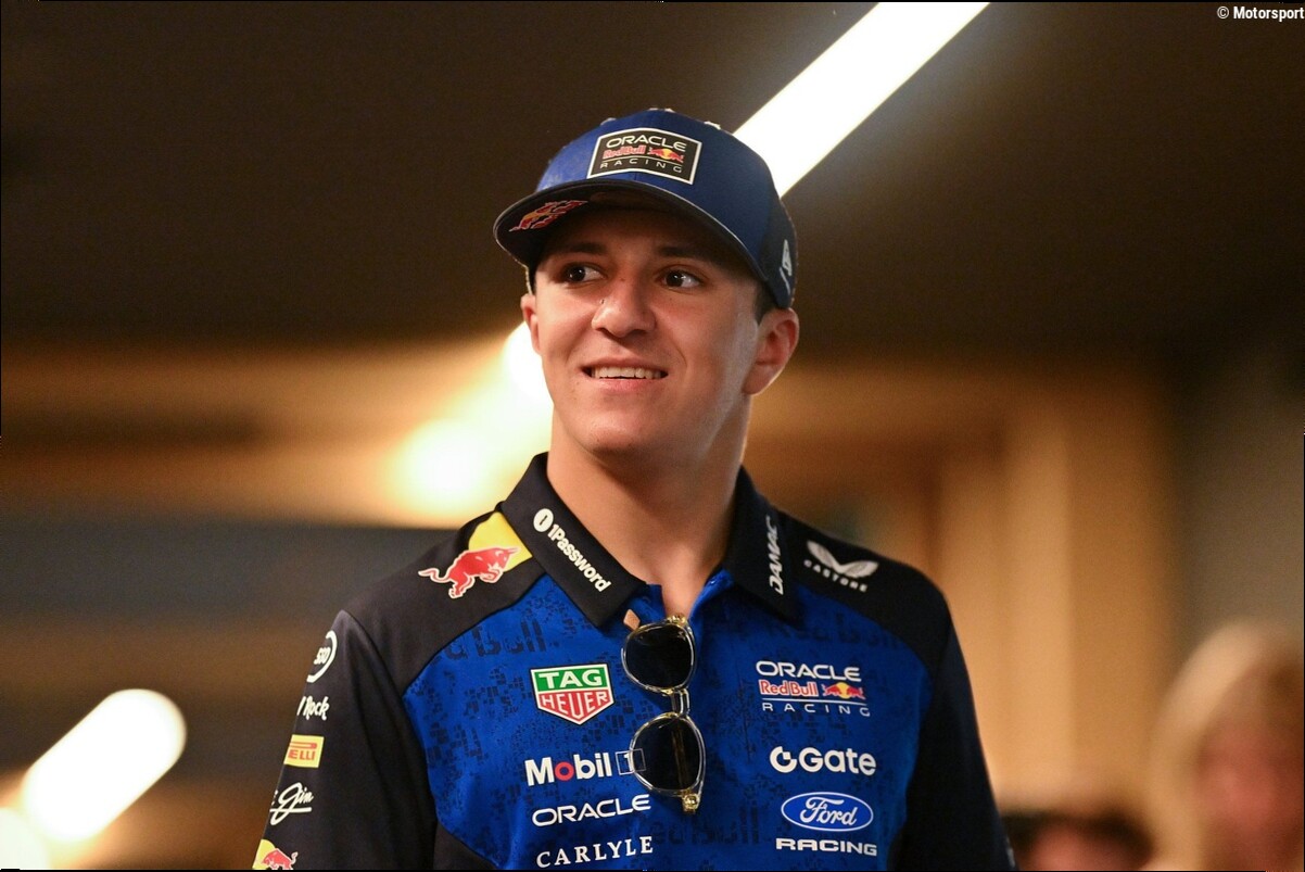 Oficial: Red Bull renueva a Hadjar para 2027 y mantiene su pareja con Verstappen
