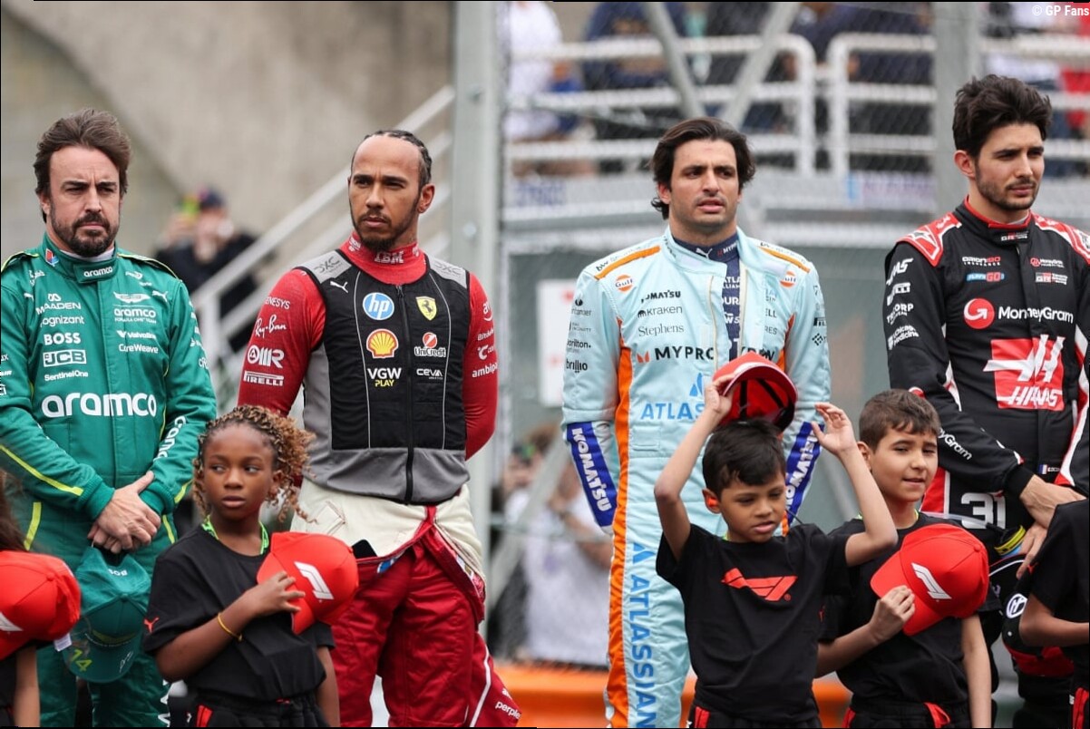 F1 star on verge of team exit after startling admission