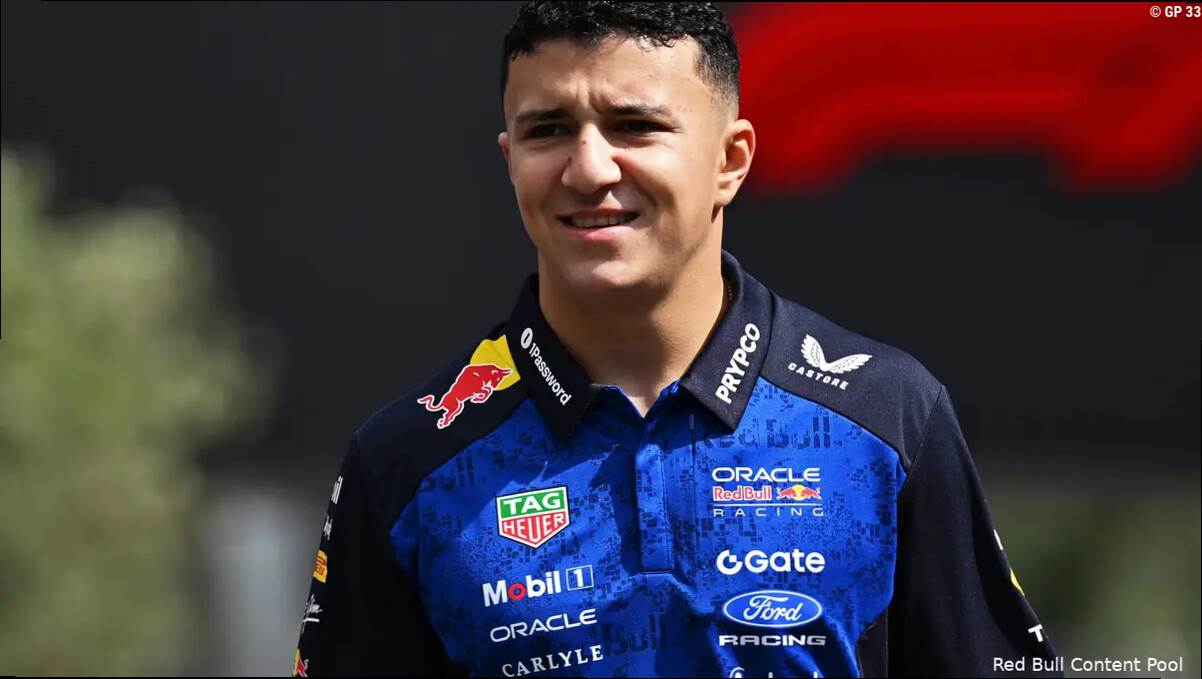 Isack Hadjar onthult waarom terugkeer naast Max Verstappen langer duurde dan verwacht