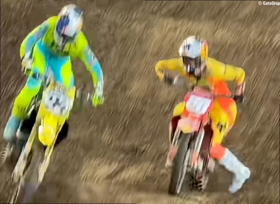 Video: Prado's pass on Roczen – close call!