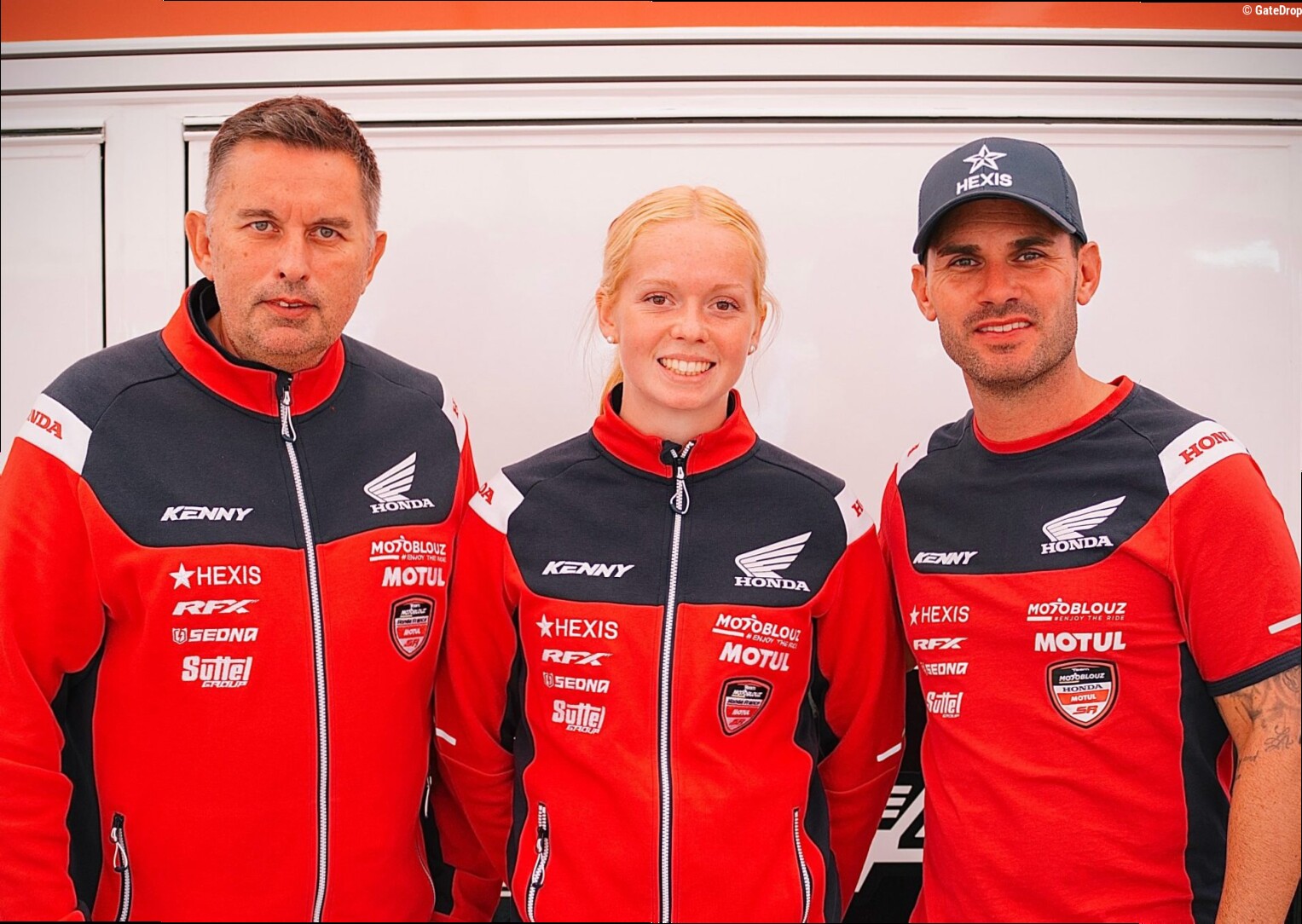 Official: April Franzoni extends her contract with SR Motoblouz Honda