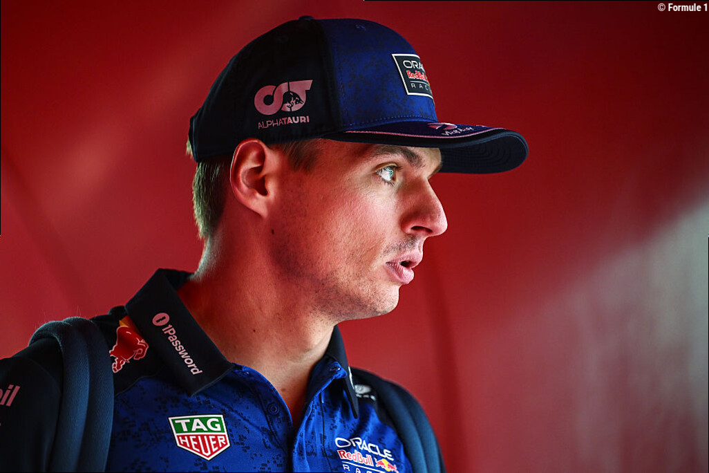 Geen straf Max Verstappen bij eventuele motorwissel in Bakoe: 'Hebben nog wel één in de pool'