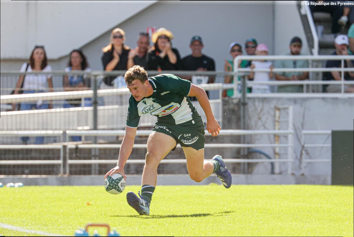 Rugby - Top 14 : « J'aimerais faire plus de coups d'éclat dans les gros matchs », les ambitions d'Émilien Gailleton avec la S
