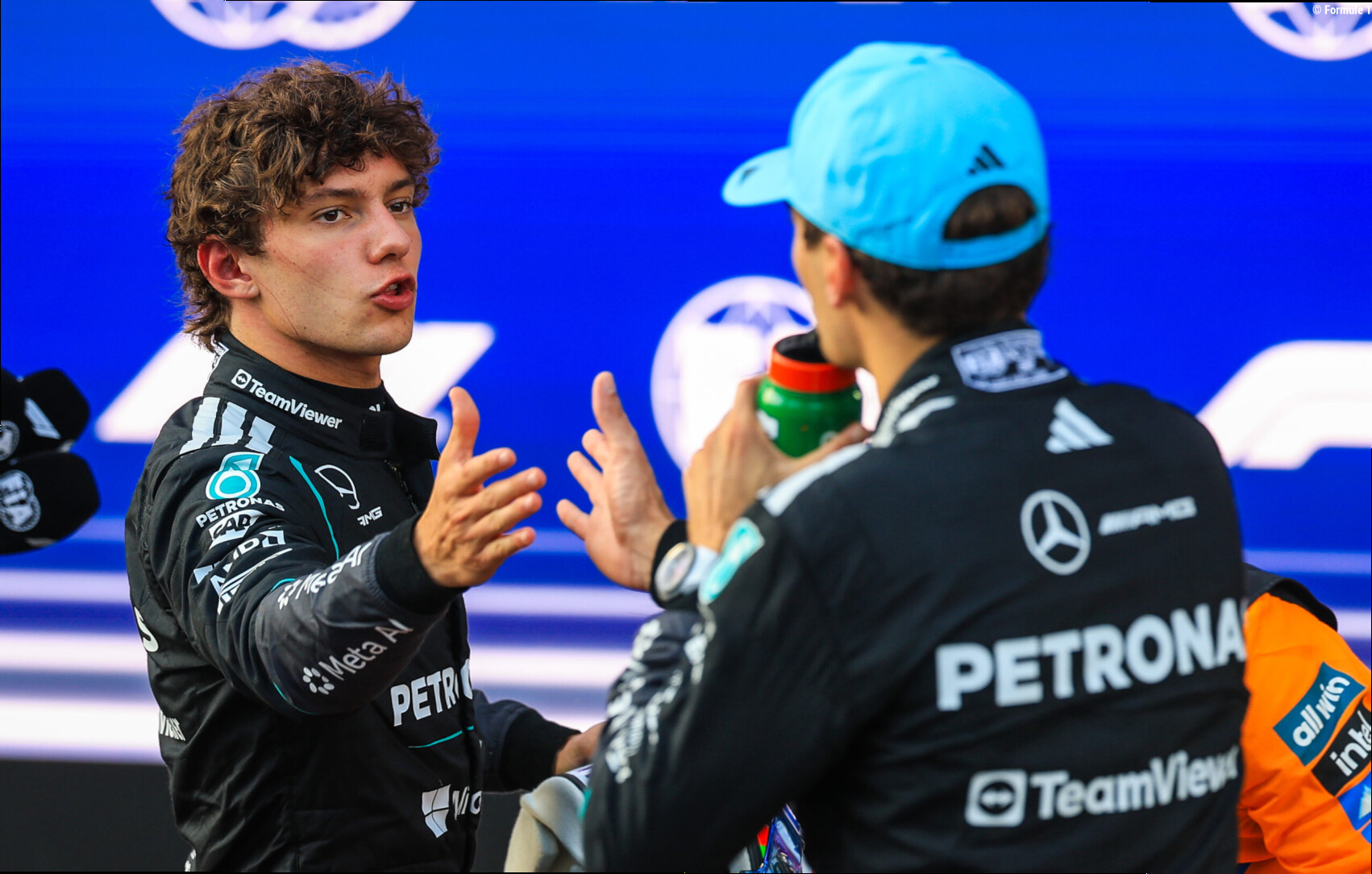 George Russell waakzaam voor Kimi Antonelli: 'Je kunt hem niet zomaar afschrijven'