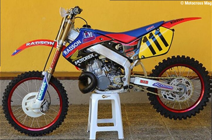 Stefan Everts au départ ce dimanche à Lummen au guidon de la Honda CR500 avec laquelle il s'était imposé à Namur en 1998