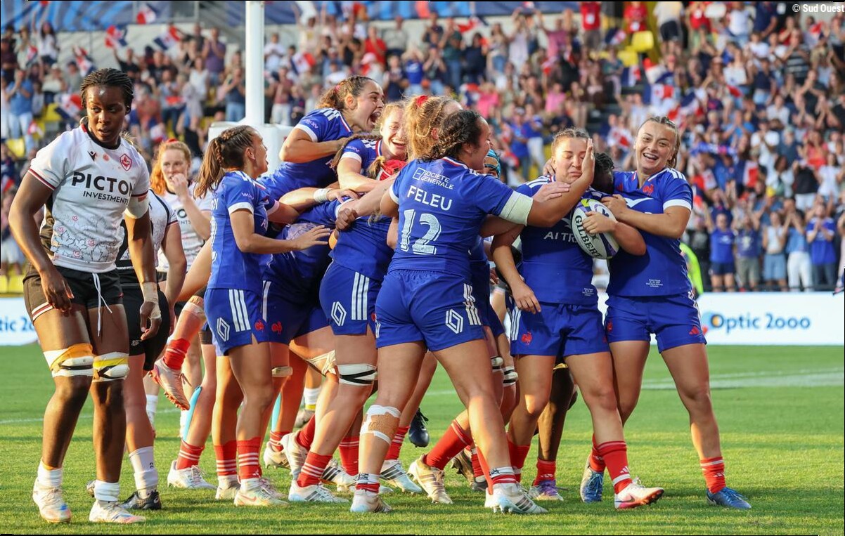 « C'est une grosse pierre dans notre construction » : le XV de France féminin marque les esprits contre le Canada à Marcel-De