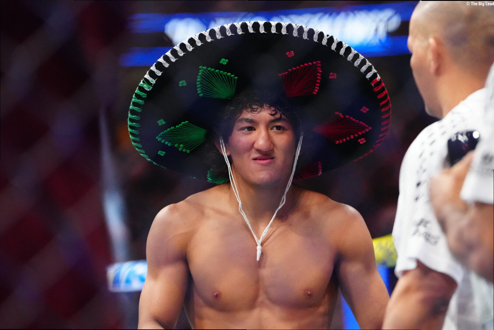 UFC Vegas 121 results: Raul Rosas Jr outlasts Raoni Barcelos in epic war