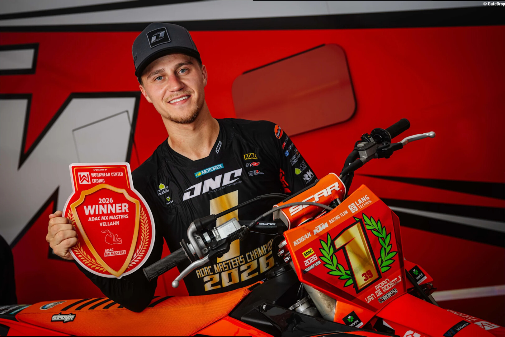 Interview: Roan van de Moosdijk – "We can put it on the podium, that's our goal for the MXoN"