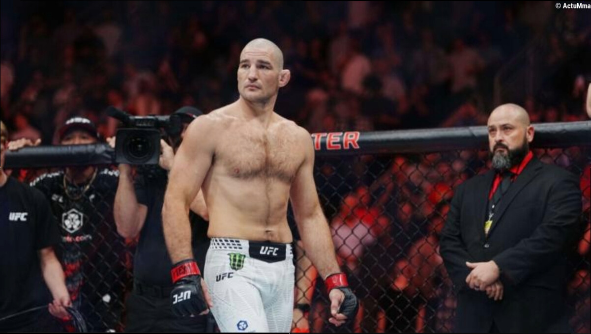 Sean Strickland se frotte à Francis Ngannou dans une séance de sparring filmée à Las Vegas