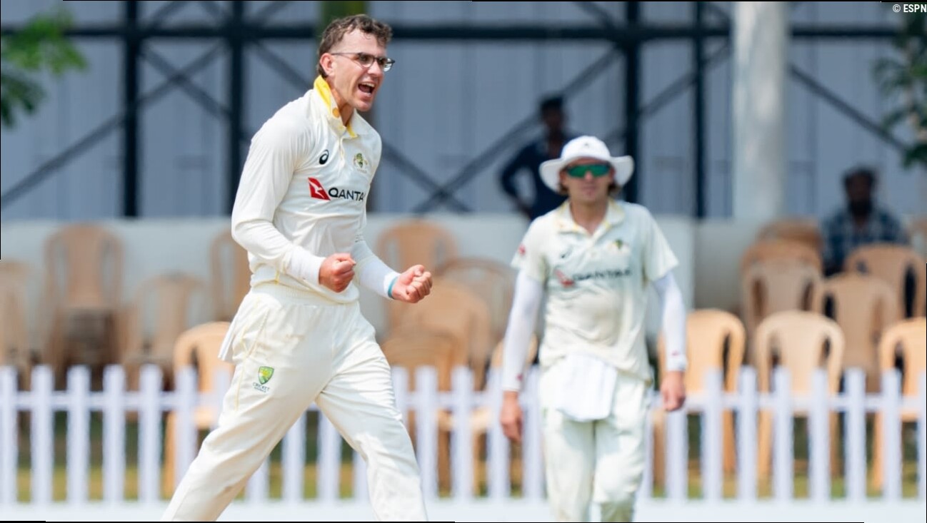 Murphy, Australia A bowlers keep India A in check