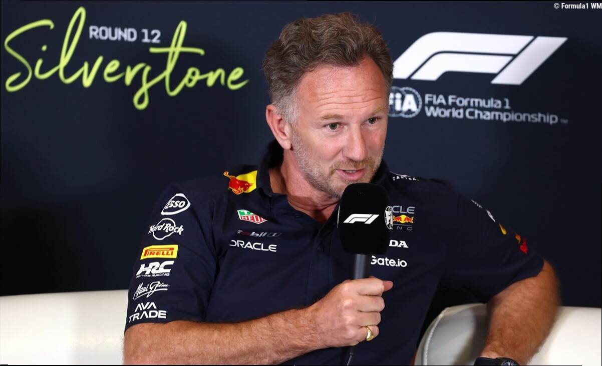 Ferrari, Horner e la mossa da «incompetente». L'ex Red Bull finisce sotto accusa