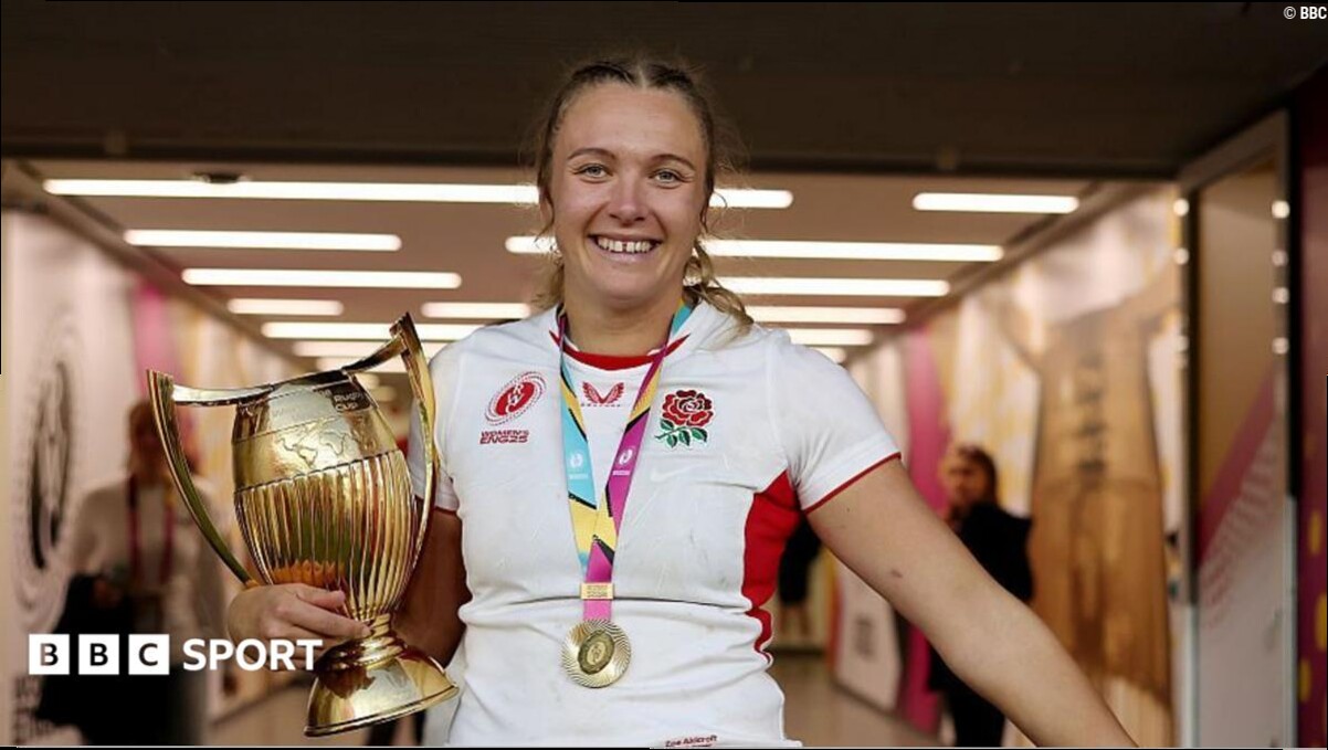World Cup-winning captain Stratford gives birth